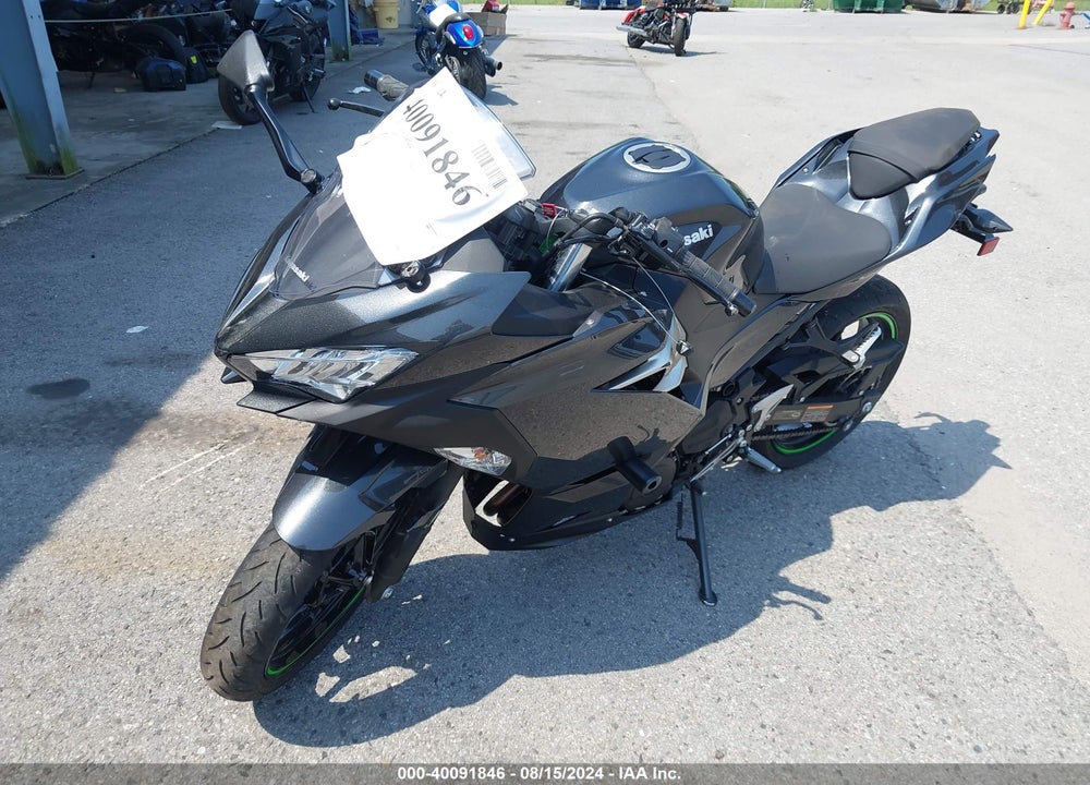 2022 KAWASAKI EX400 VIN: JKAEXKH10NDAH5137