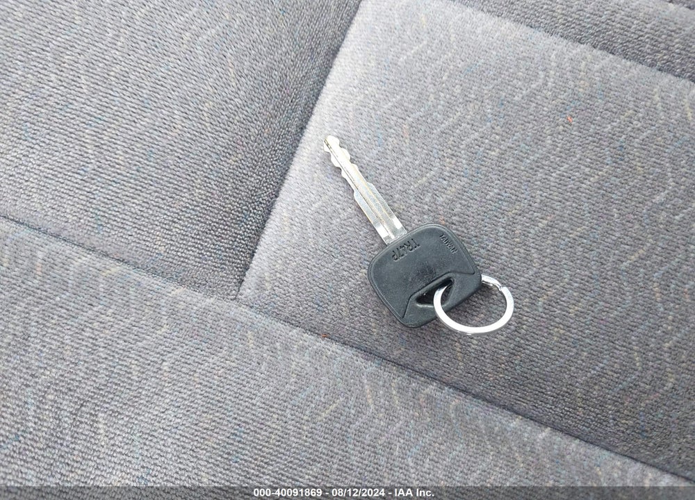 1997 TOYOTA CAMRY LE VIN: 4T1BG22KXVU070843
