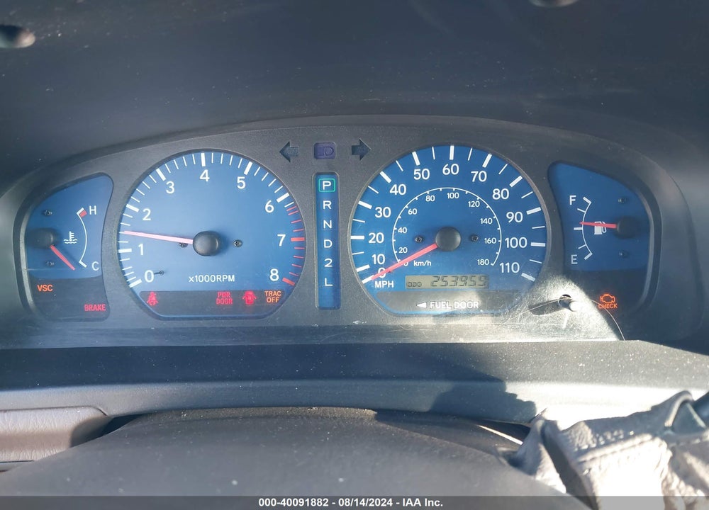 2001 TOYOTA SIENNA LE VIN: 4T3ZF13C91U388229