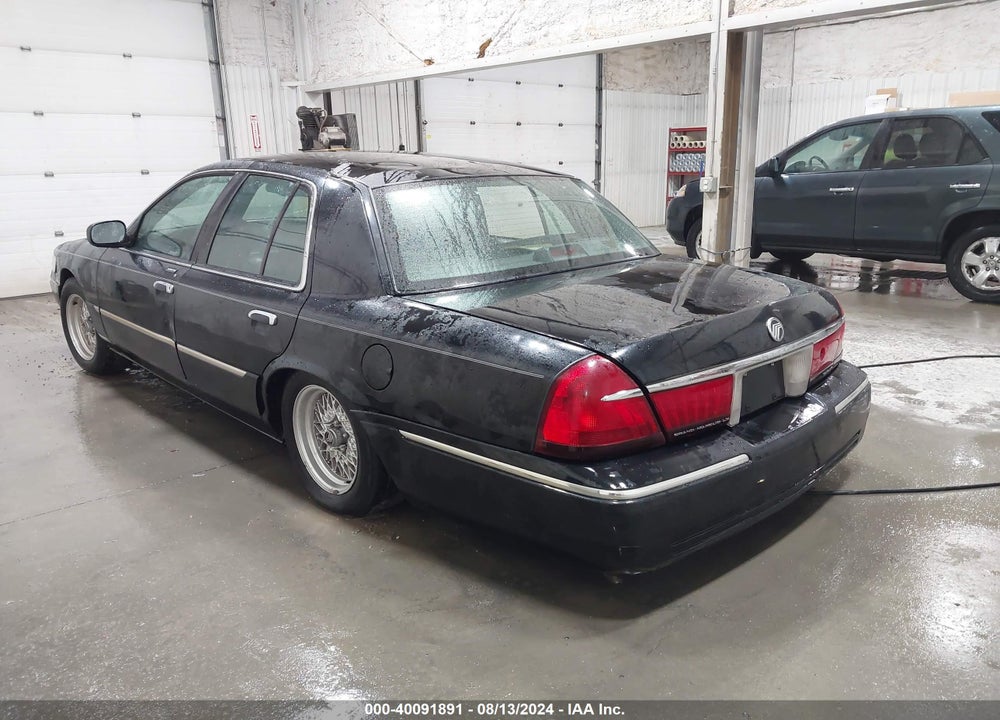 2000 MERCURY GRAND MARQUIS LS VIN: 2MEFM75W8YX683212