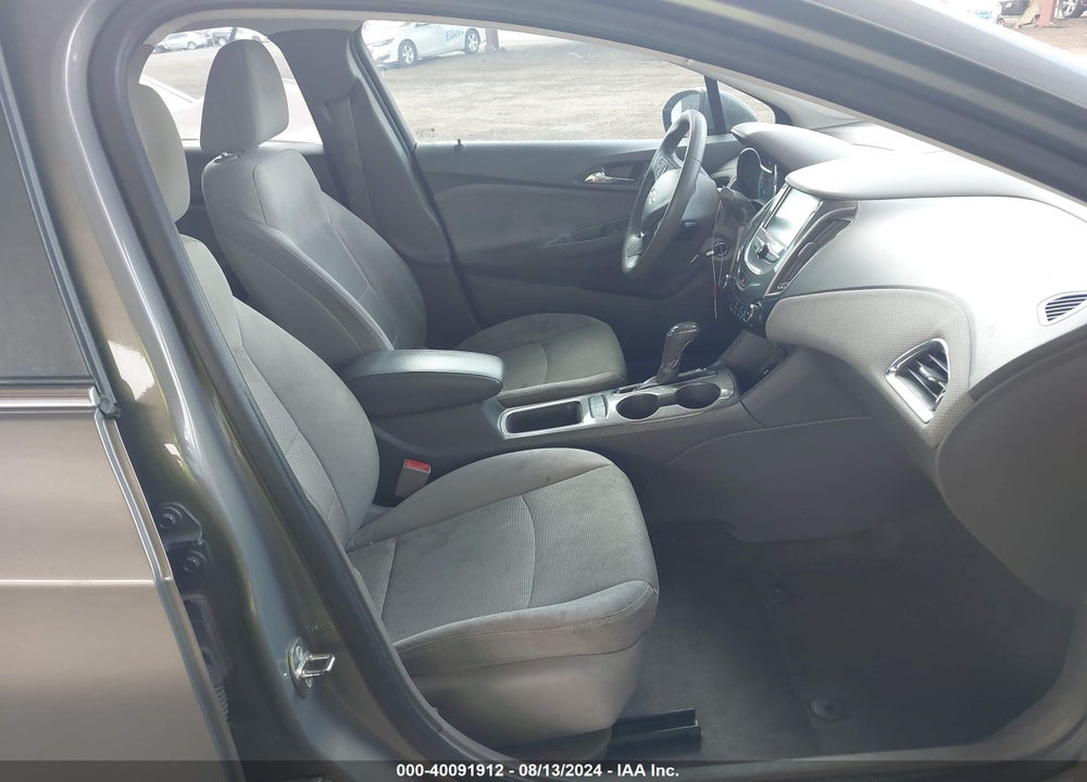2017 CHEVROLET CRUZE LT AUTO VIN: 1G1BE5SM6H7172164