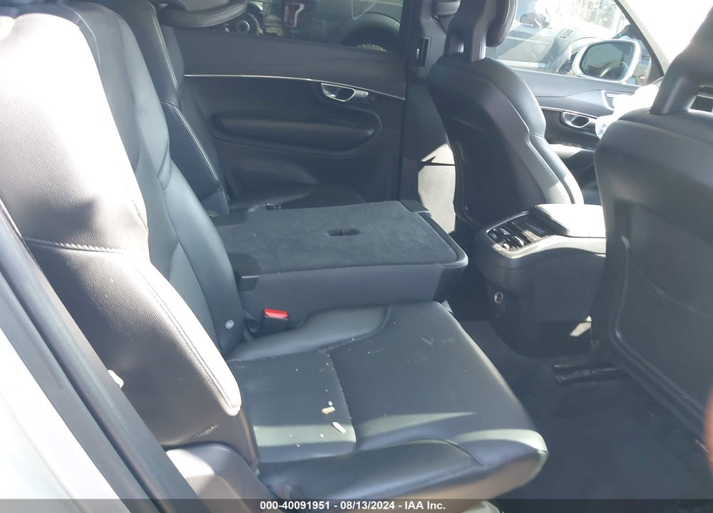 2020 VOLVO XC90 T5 MOMENTUM 7 PASSENGER VIN: YV4102PK5L1537305