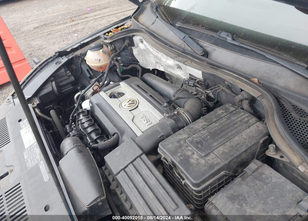 2011 VOLKSWAGEN TIGUAN S VIN: WVGBV7AX6BW501131