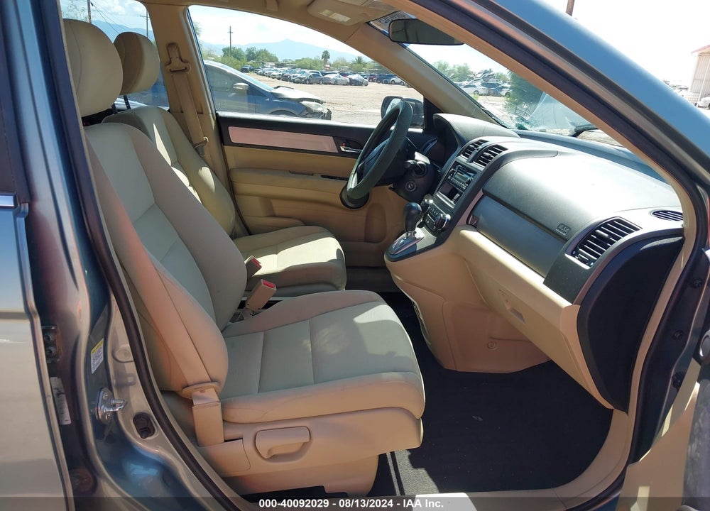 2011 HONDA CR-V LX VIN: 5J6RE4H39BL008088