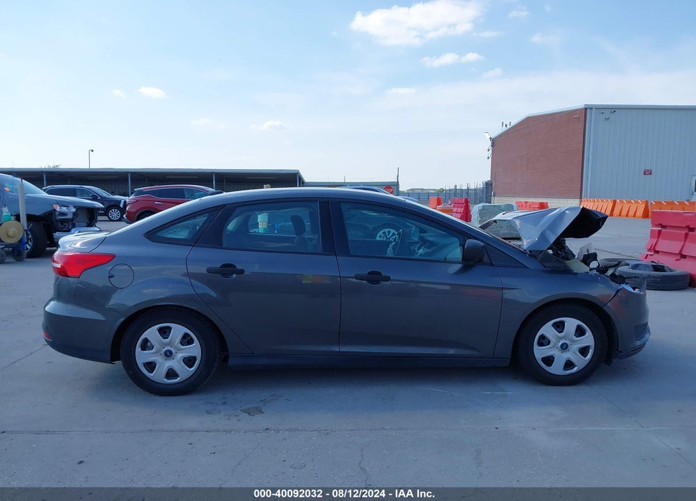 2016 FORD FOCUS S VIN: 1FADP3E29GL281481