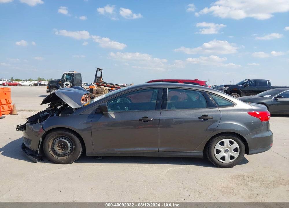 2016 FORD FOCUS S VIN: 1FADP3E29GL281481