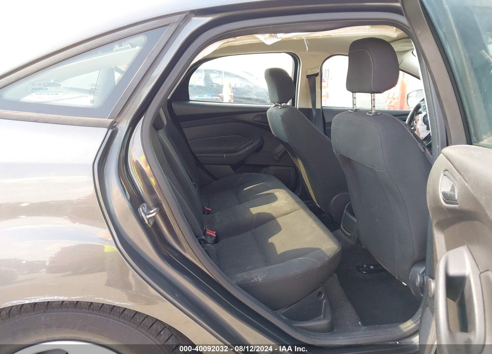 2016 FORD FOCUS S VIN: 1FADP3E29GL281481