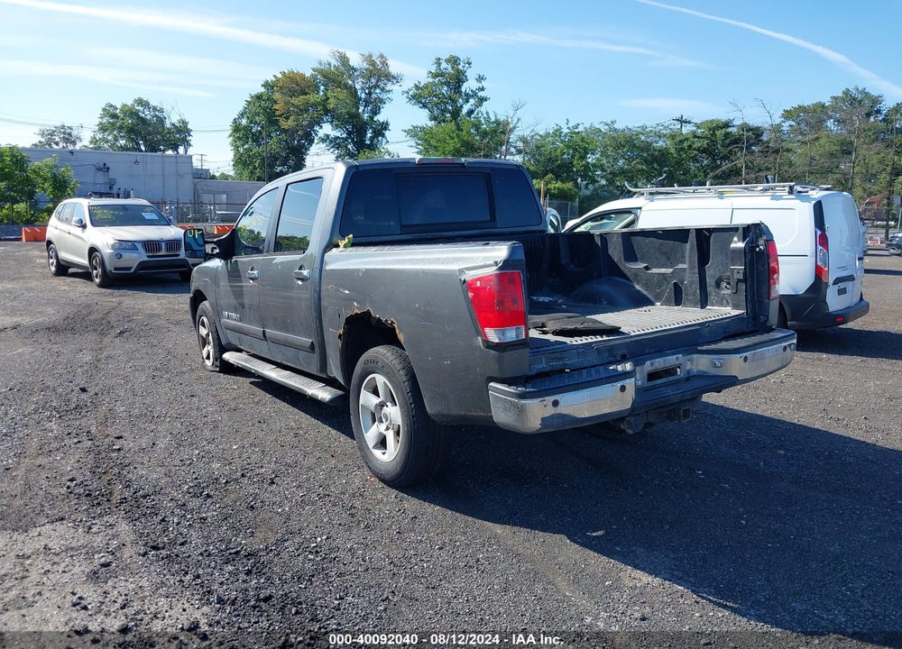 2005 NISSAN TITAN SE VIN: 1N6AA07B85N567380