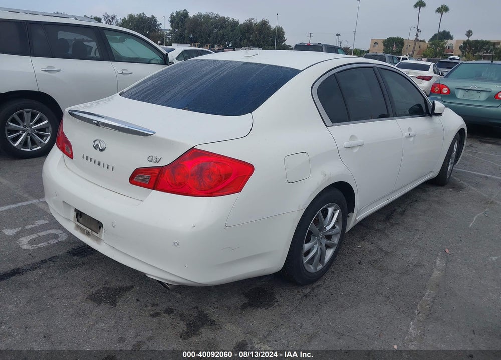2011 INFINITI G37 JOURNEY VIN: JN1CV6AP5BM303190