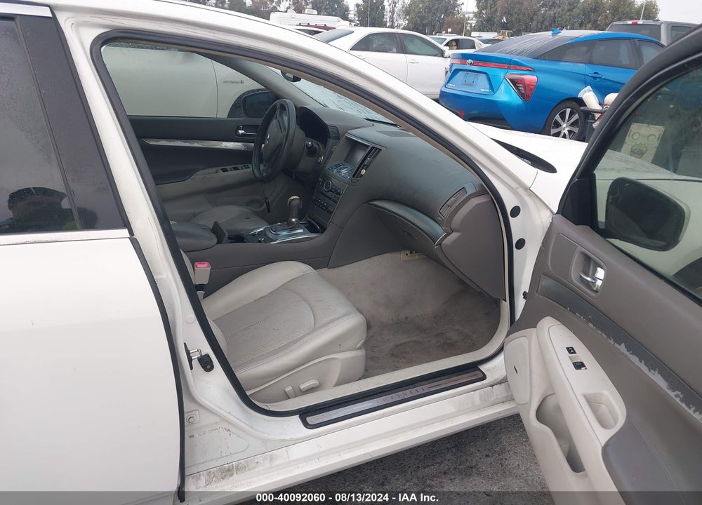 2011 INFINITI G37 JOURNEY VIN: JN1CV6AP5BM303190