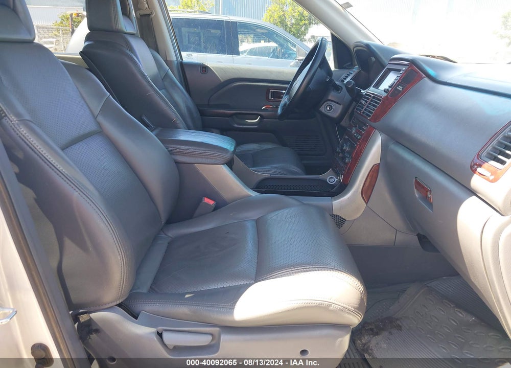 2005 HONDA PILOT EX-L VIN: 2HKYF18795H561557