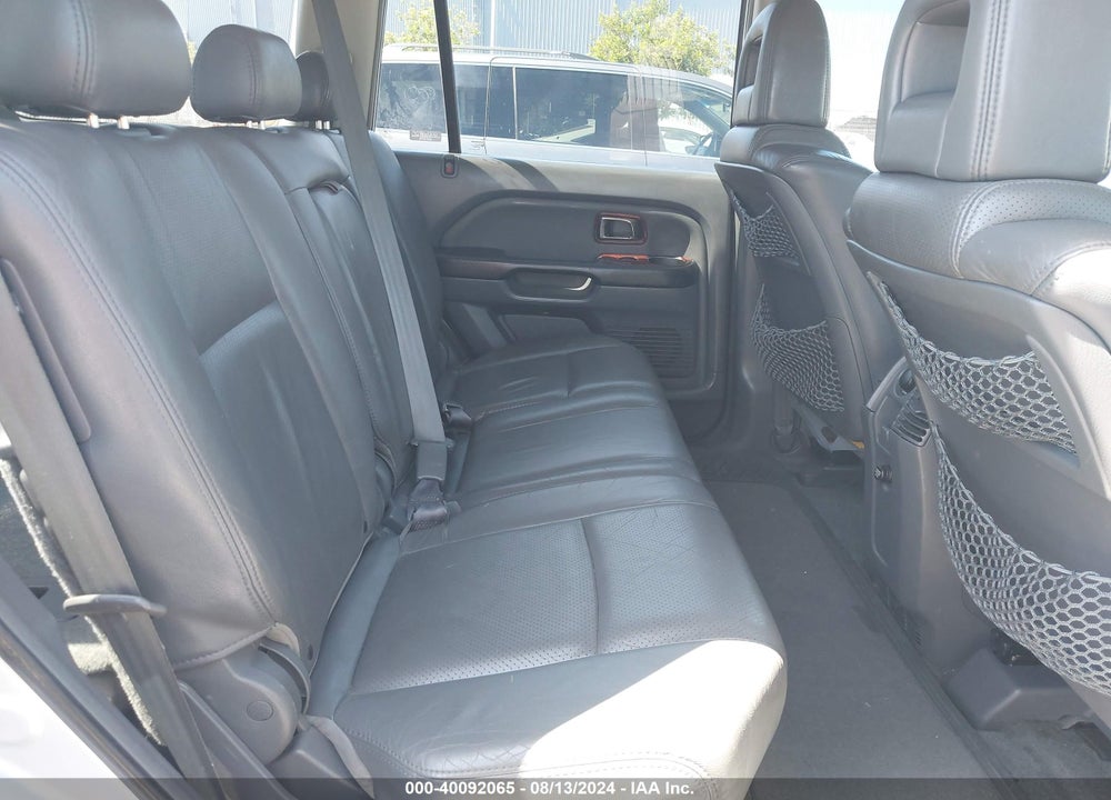 2005 HONDA PILOT EX-L VIN: 2HKYF18795H561557