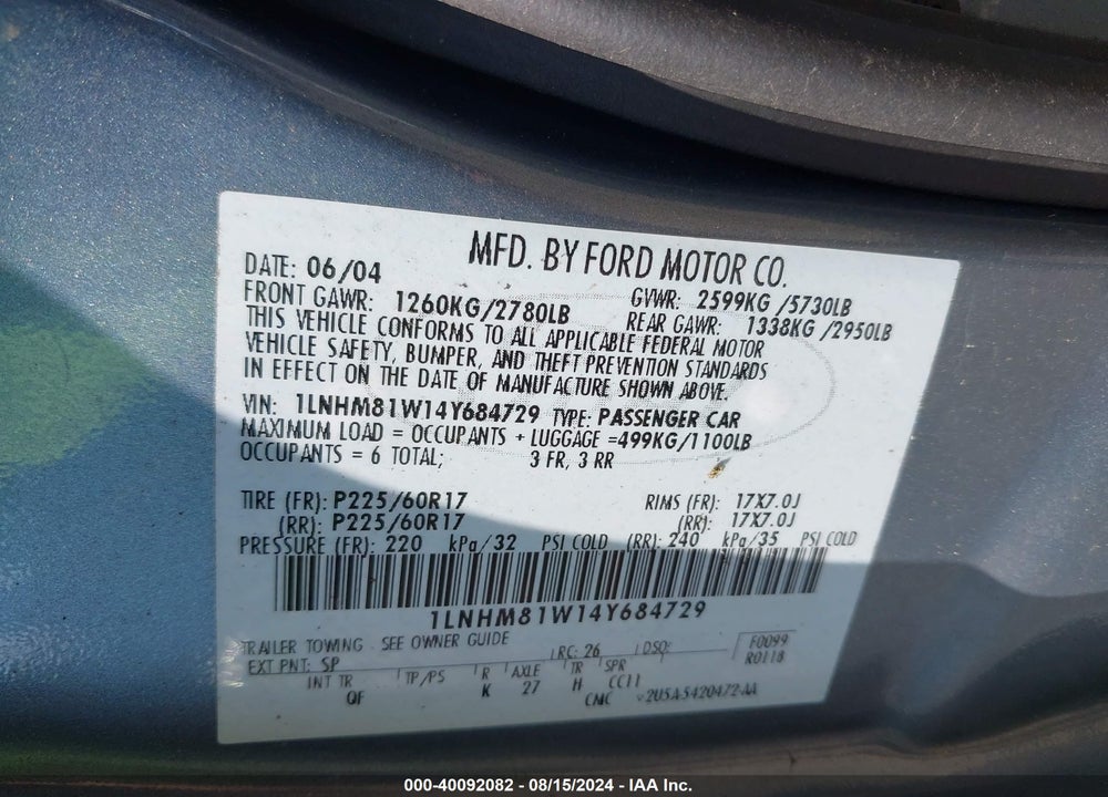2004 LINCOLN TOWN CAR SIGNATURE VIN: 1LNHM81W14Y684729