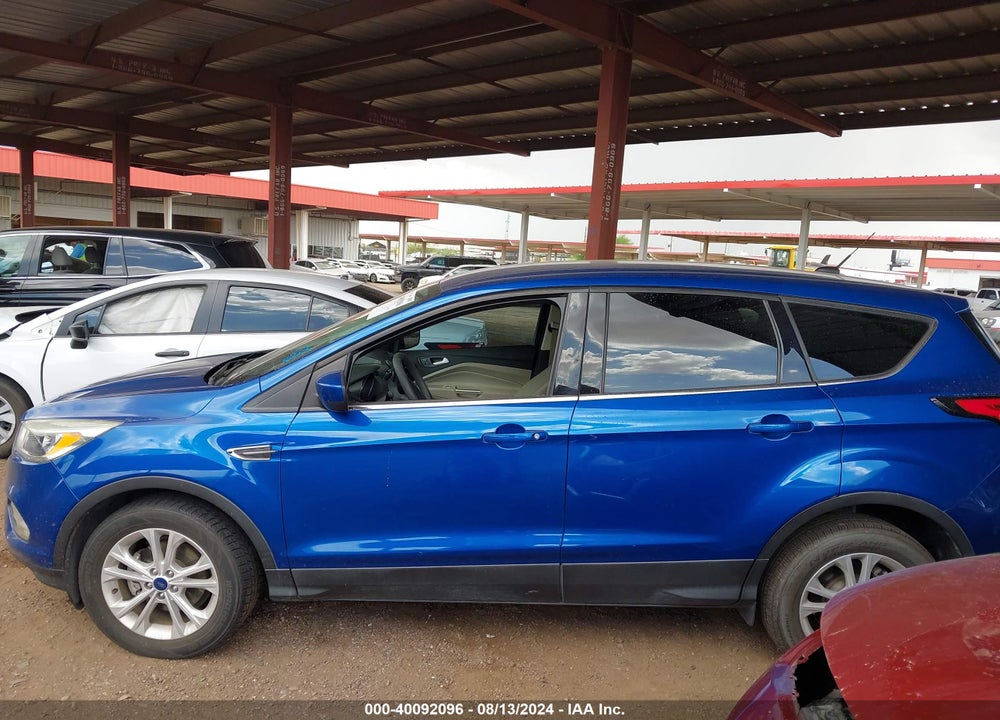 2017 FORD ESCAPE SE VIN: 1FMCU0GD0HUC88225