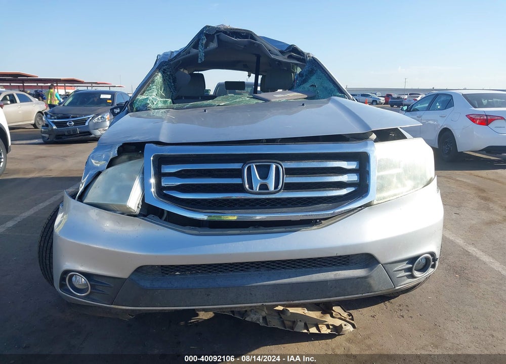 2014 HONDA PILOT EX VIN: 5FNYF4H42EB029623