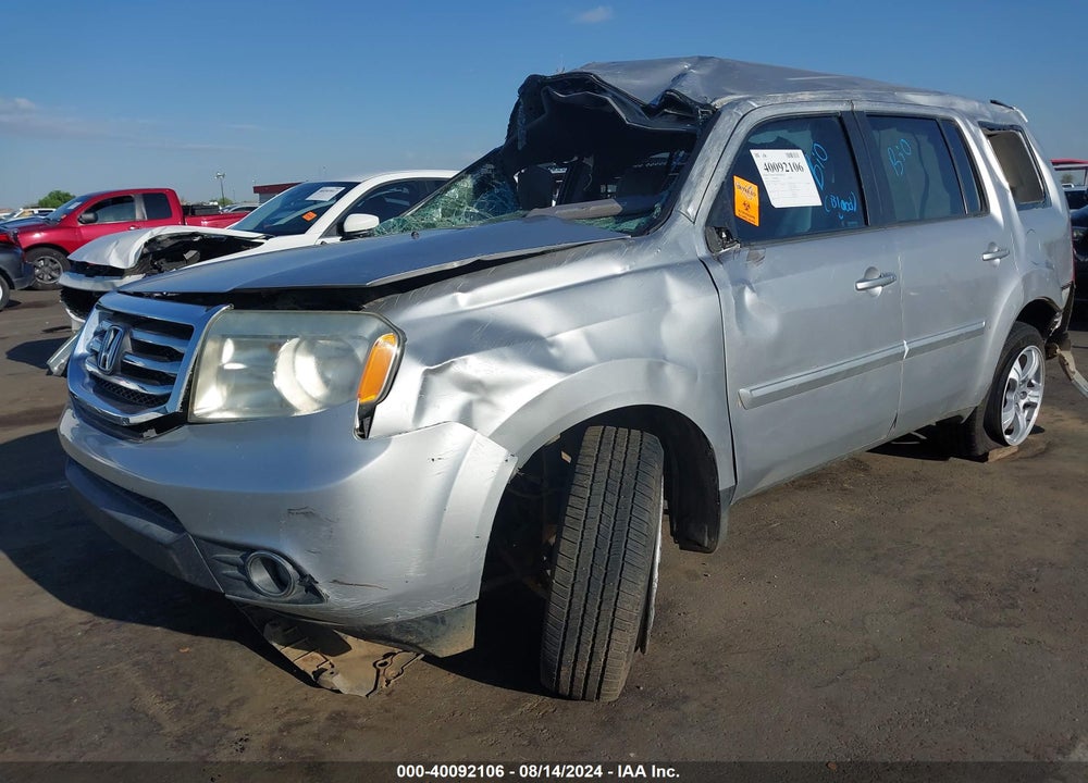2014 HONDA PILOT EX VIN: 5FNYF4H42EB029623