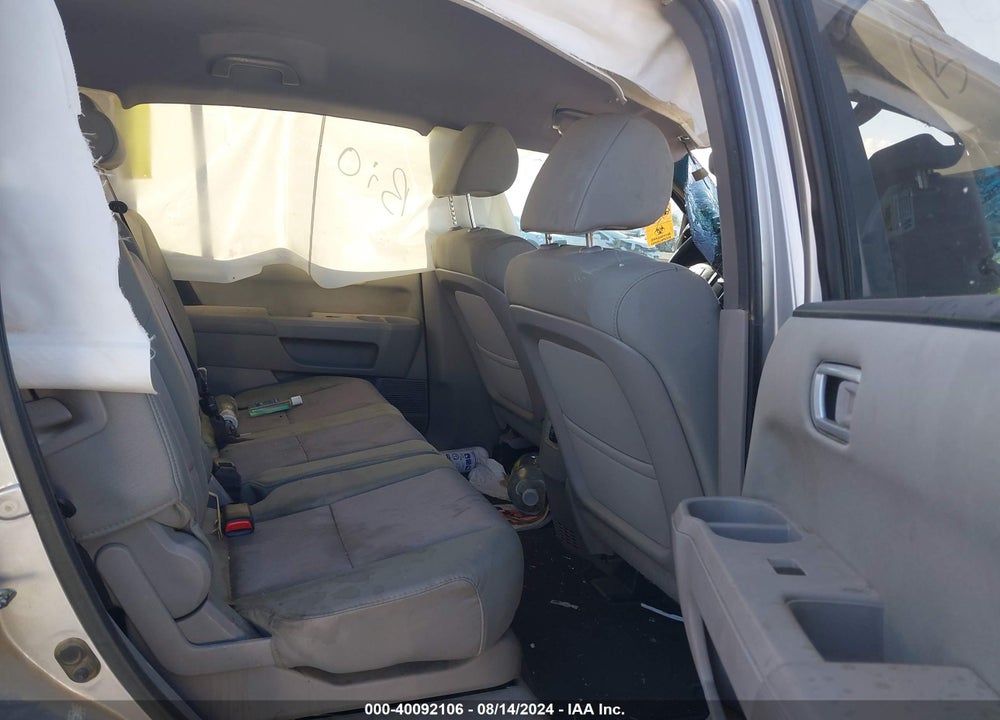 2014 HONDA PILOT EX VIN: 5FNYF4H42EB029623