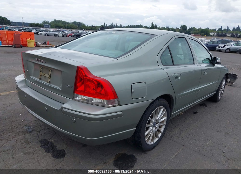 2007 VOLVO S60 2.5T VIN: YV1RS592X72613240