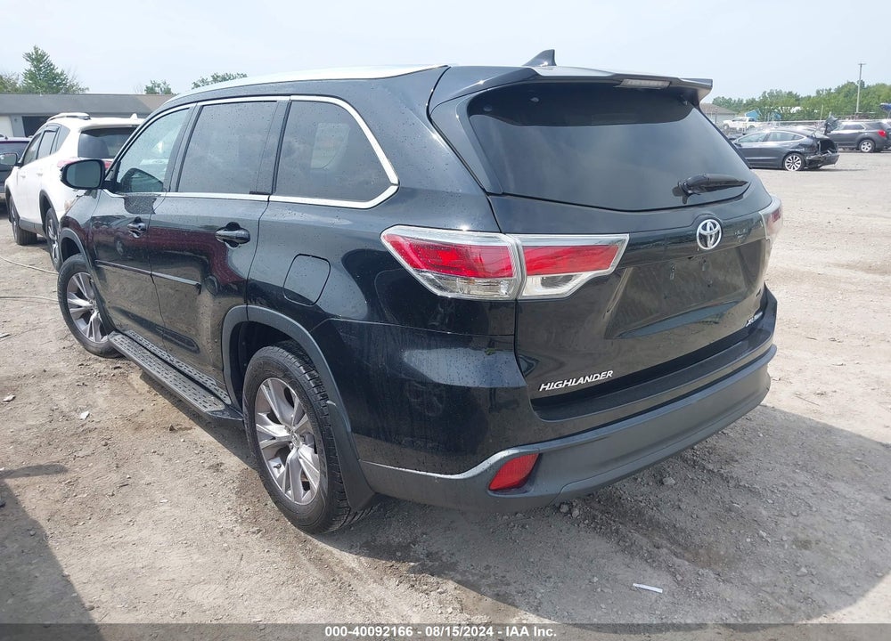 2015 TOYOTA HIGHLANDER XLE V6 VIN: 5TDJKRFH5FS183241