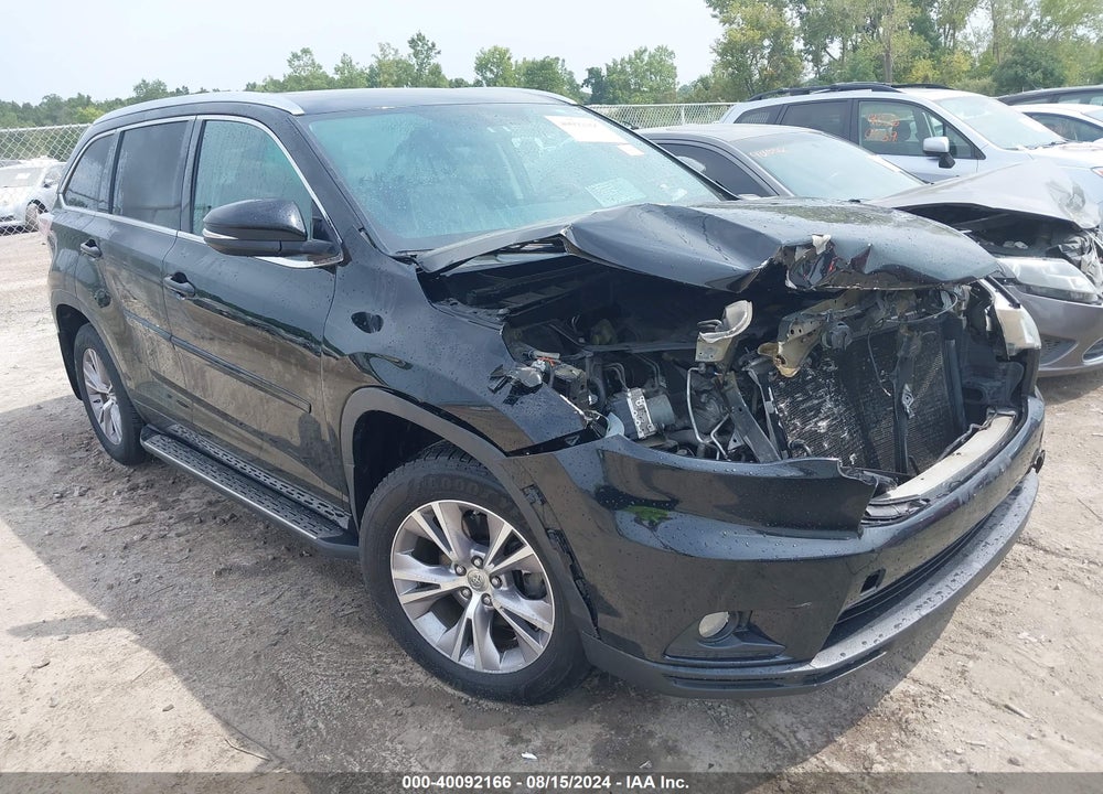 2015 TOYOTA HIGHLANDER XLE V6 VIN: 5TDJKRFH5FS183241