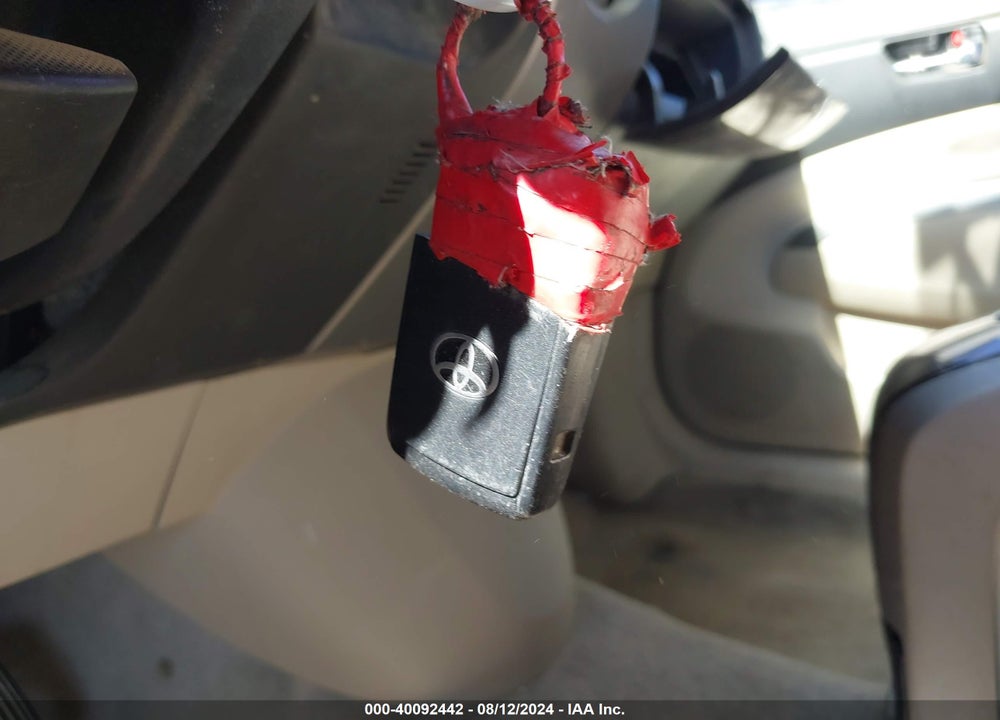 2004 TOYOTA PRIUS VIN: JTDKB20U540017707