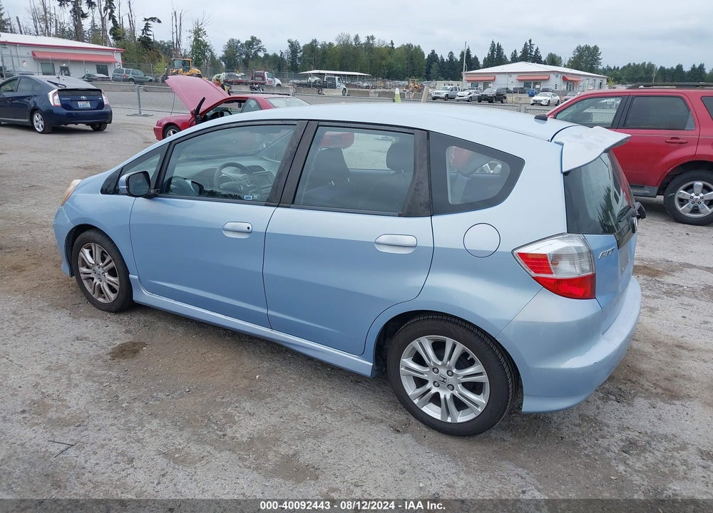 2010 HONDA FIT SPORT VIN: JHMGE8H64AC033203