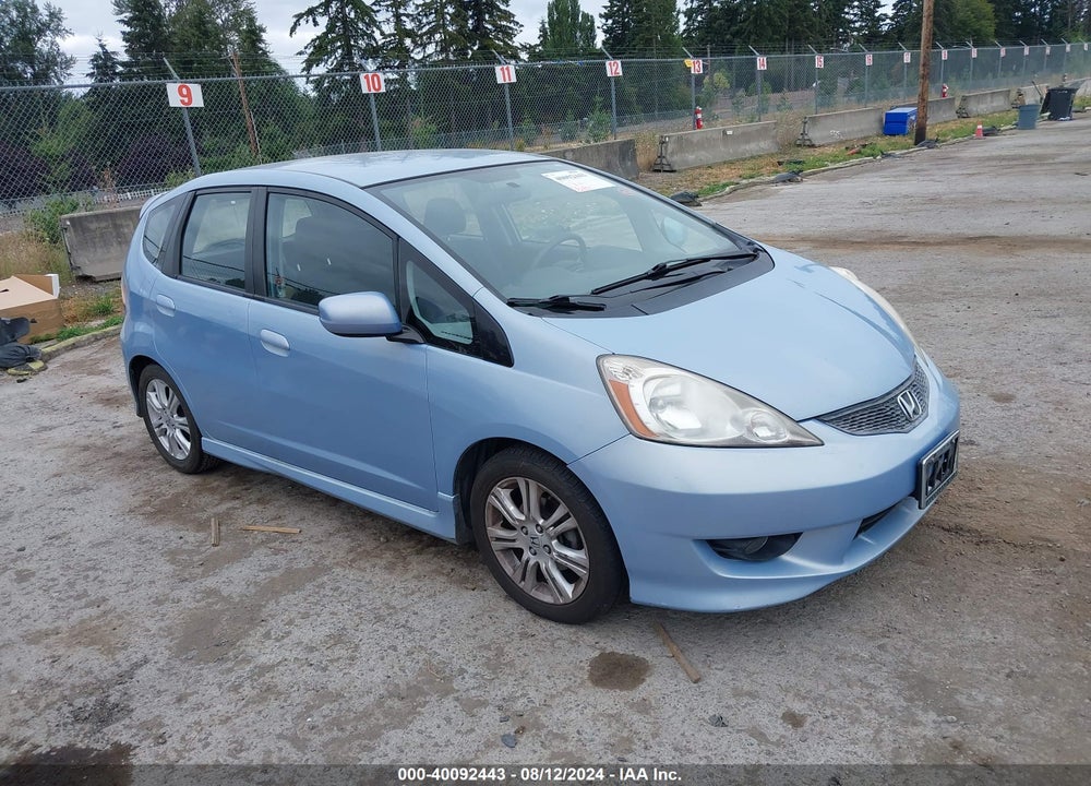 2010 HONDA FIT SPORT VIN: JHMGE8H64AC033203