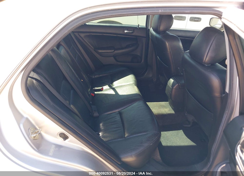2007 HONDA ACCORD 3.0 EX VIN: 1HGCM658X7A050560