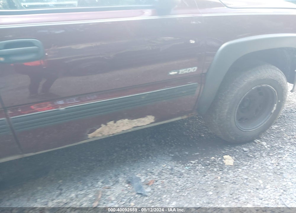 2002 CHEVROLET SILVERADO 1500 LS VIN: 2GCEK19TX21238240
