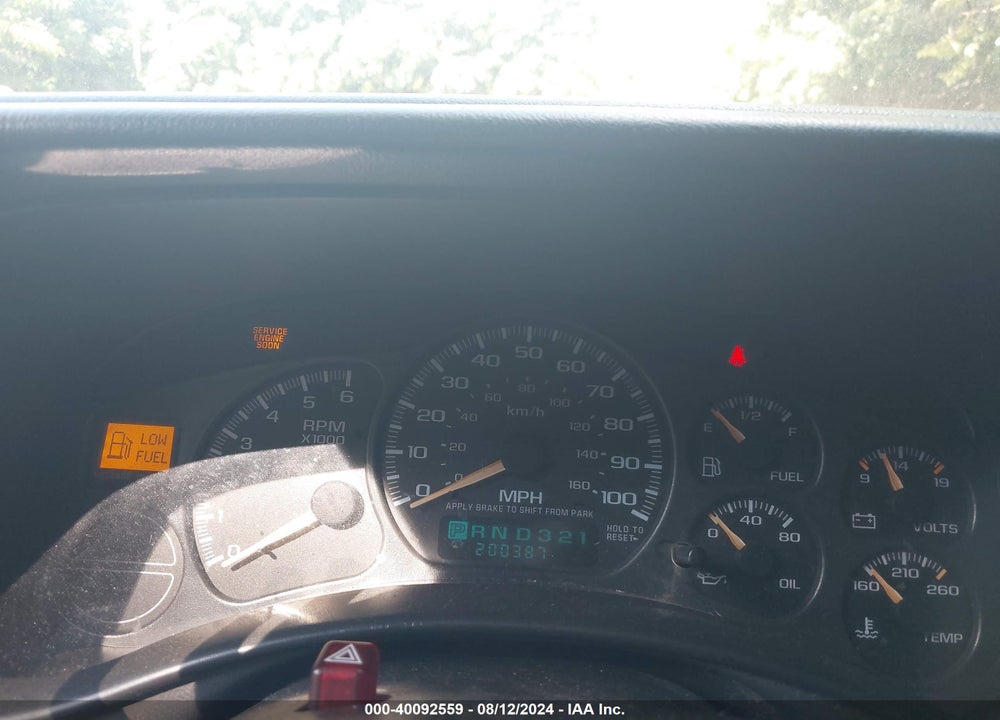 2002 CHEVROLET SILVERADO 1500 LS VIN: 2GCEK19TX21238240