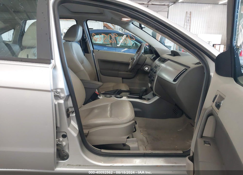 2010 FORD FOCUS SEL VIN: 1FAHP3HN0AW165759