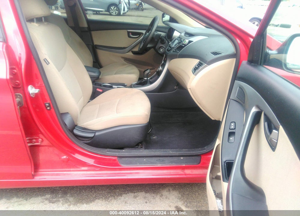2015 HYUNDAI ELANTRA SE VIN: KMHDH4AE0FU393720