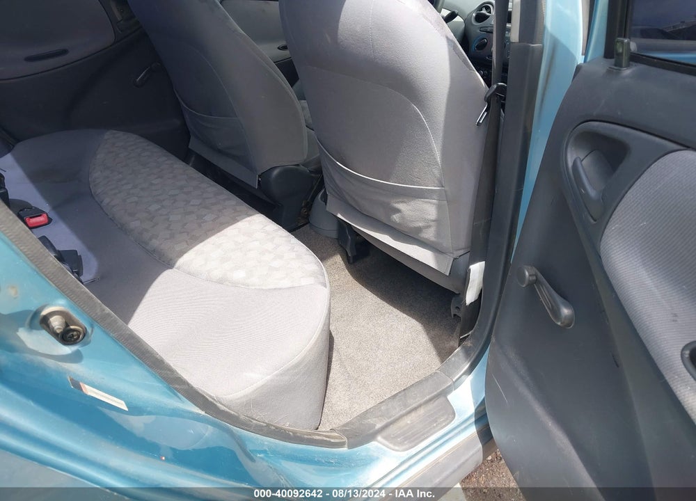 2002 TOYOTA ECHO VIN: JTDBT123220236407