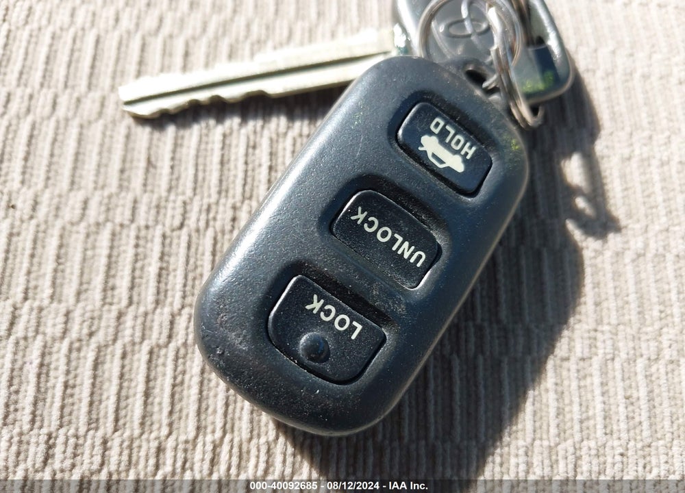 2006 TOYOTA CAMRY LE VIN: 4T1BE32K26U123578