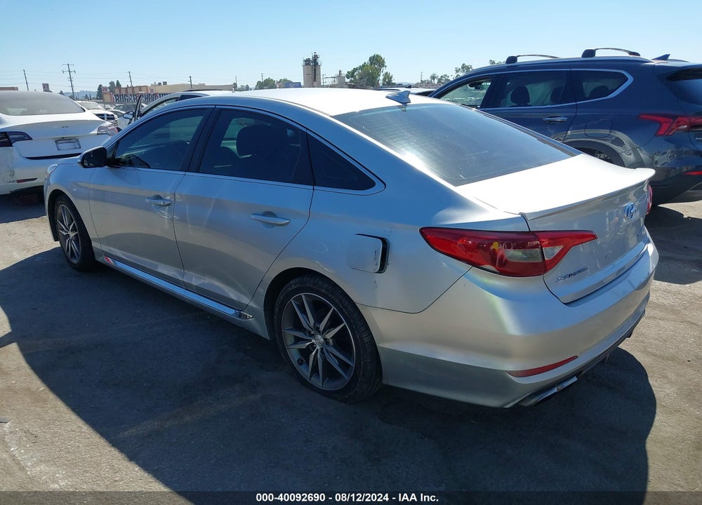 2017 HYUNDAI SONATA SPORT 2.0T VIN: 5NPE34AB4HH480529