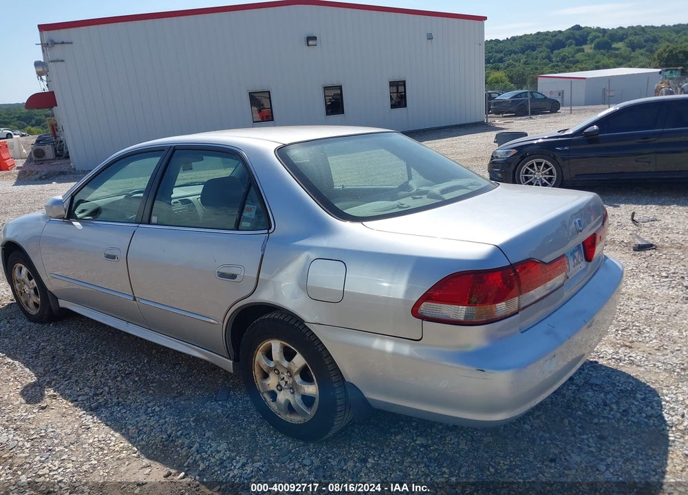 2001 HONDA ACCORD 2.3 EX VIN: JHMCG56691C031361