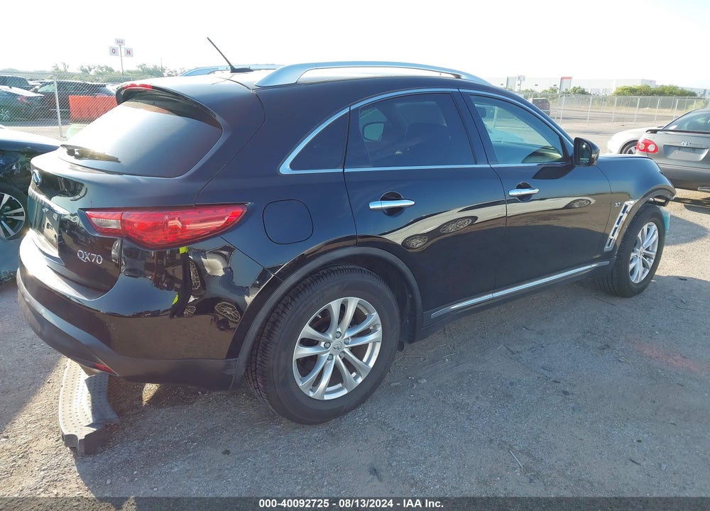 2014 INFINITI QX70 VIN: JN8CS1MU8EM451966