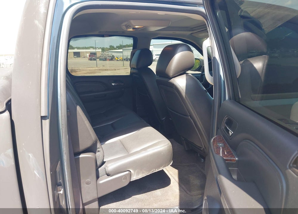 2011 GMC SIERRA 1500 DENALI VIN: 3GTP2XE26BG382898