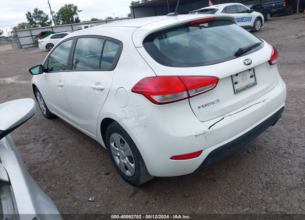 2017 KIA FORTE LX VIN: KNAFK5A86H5692475
