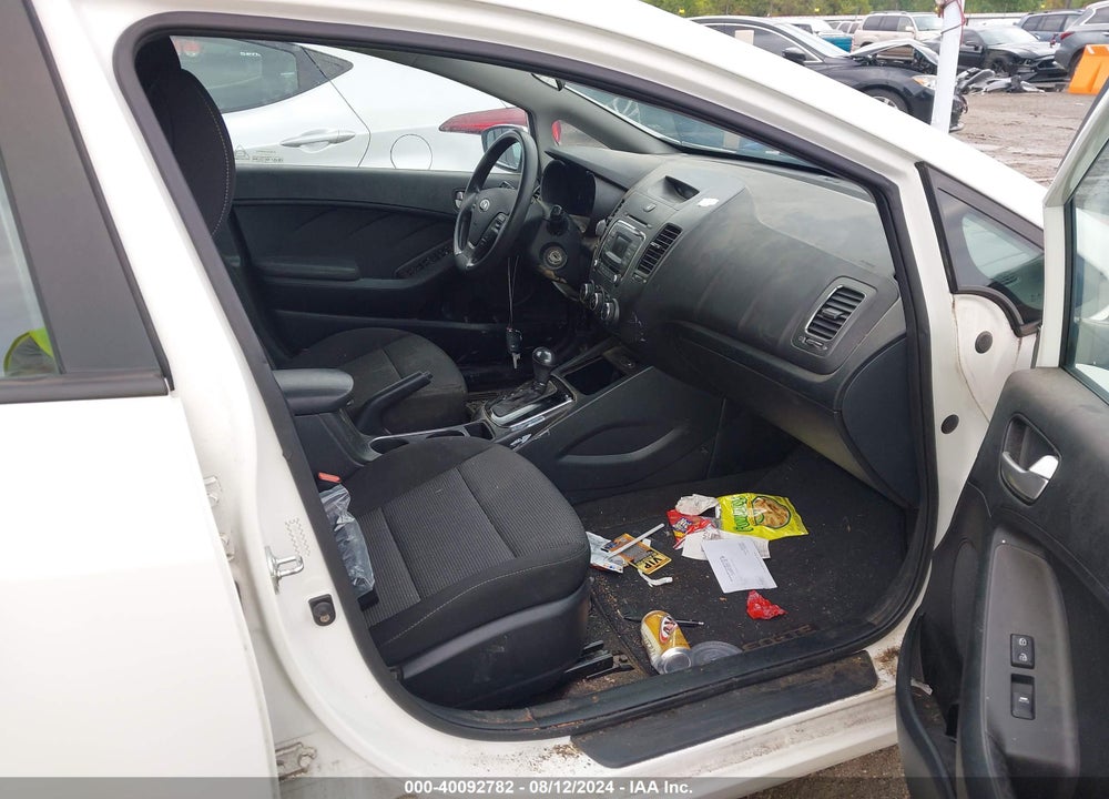 2017 KIA FORTE LX VIN: KNAFK5A86H5692475
