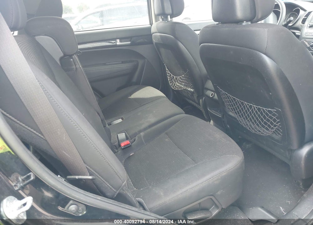 2015 KIA SORENTO LX VIN: 5XYKT3A65FG621709