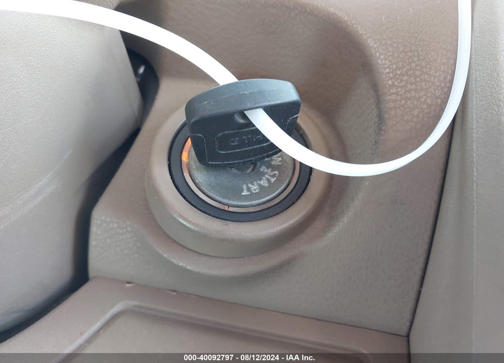 2007 NISSAN PATHFINDER S VIN: 5N1AR18W57C621716