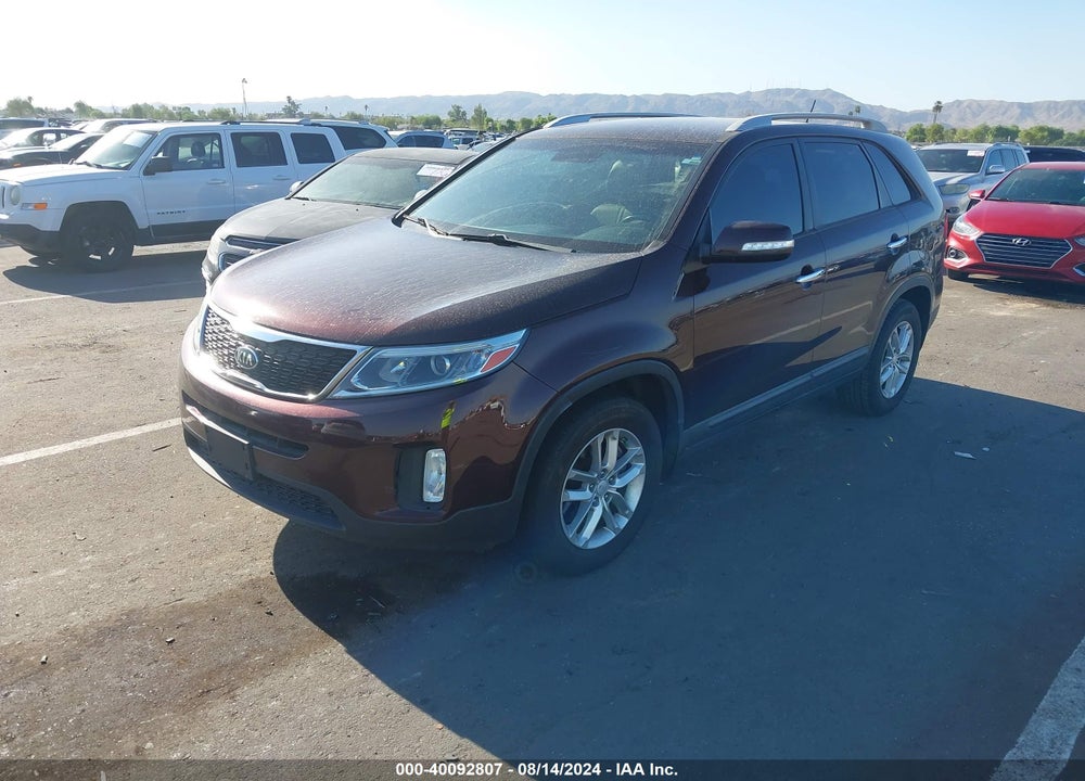 2015 KIA SORENTO LX VIN: 5XYKT3A66FG646909