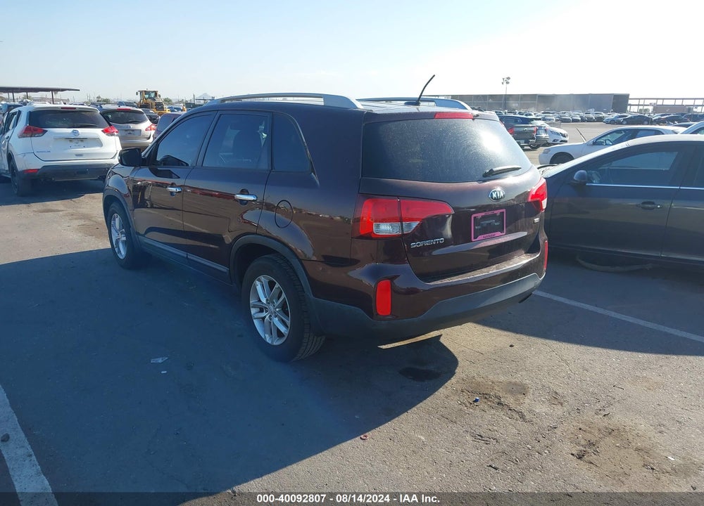 2015 KIA SORENTO LX VIN: 5XYKT3A66FG646909