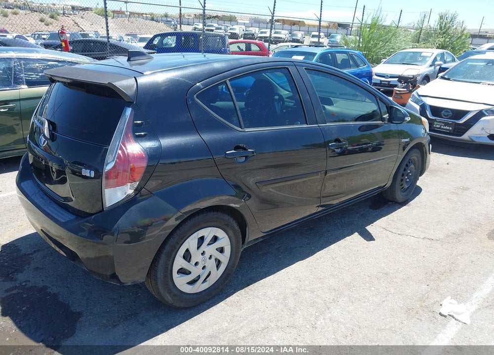 2016 TOYOTA PRIUS C TWO VIN: JTDKDTB3XG1121189