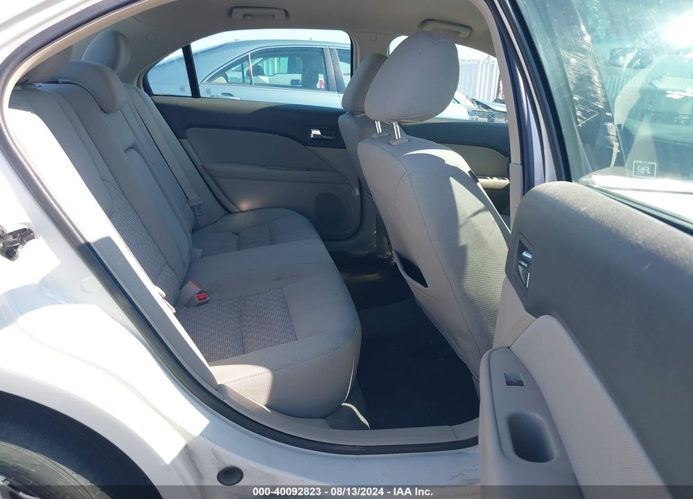 2011 FORD FUSION SE VIN: 3FAHP0HA7BR180890