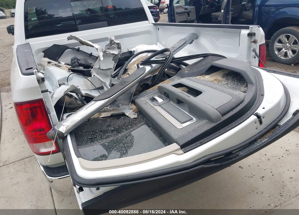 2016 RAM 1500 BIG HORN VIN: 1C6RR7LG5GS197591