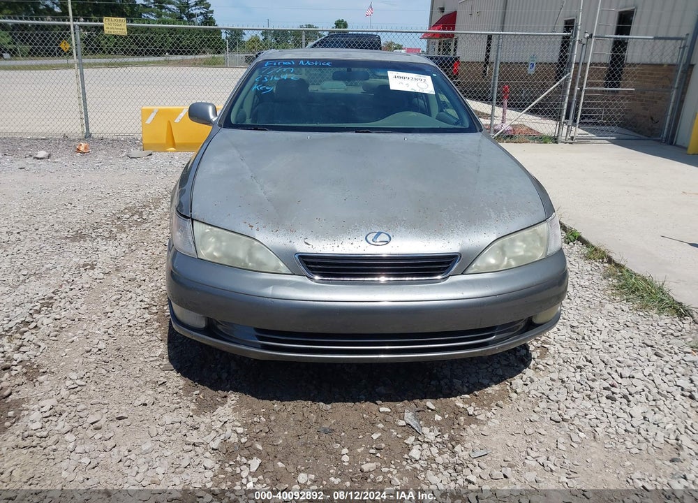 1999 LEXUS ES 300 VIN: JT8BF28G2X0231642