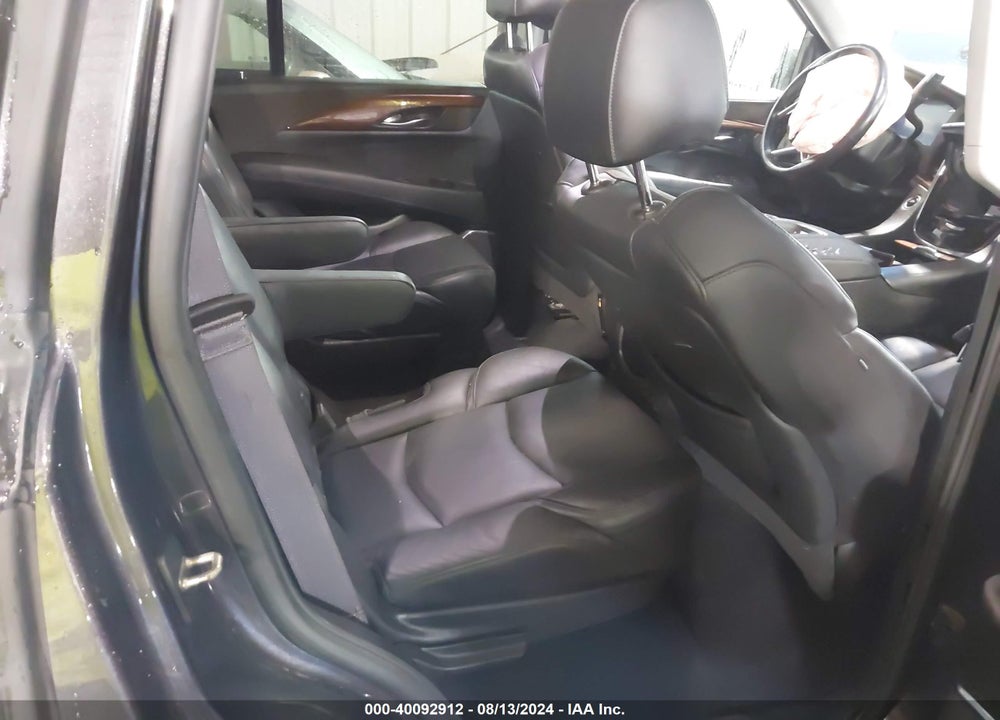 2016 CADILLAC ESCALADE LUXURY COLLECTION VIN: 1GYS4BKJ0GR121366
