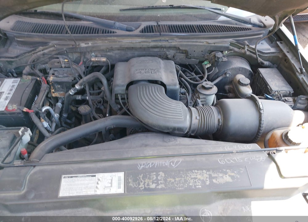 2001 FORD EXPEDITION XLT VIN: 1FMRU16W11LB12721